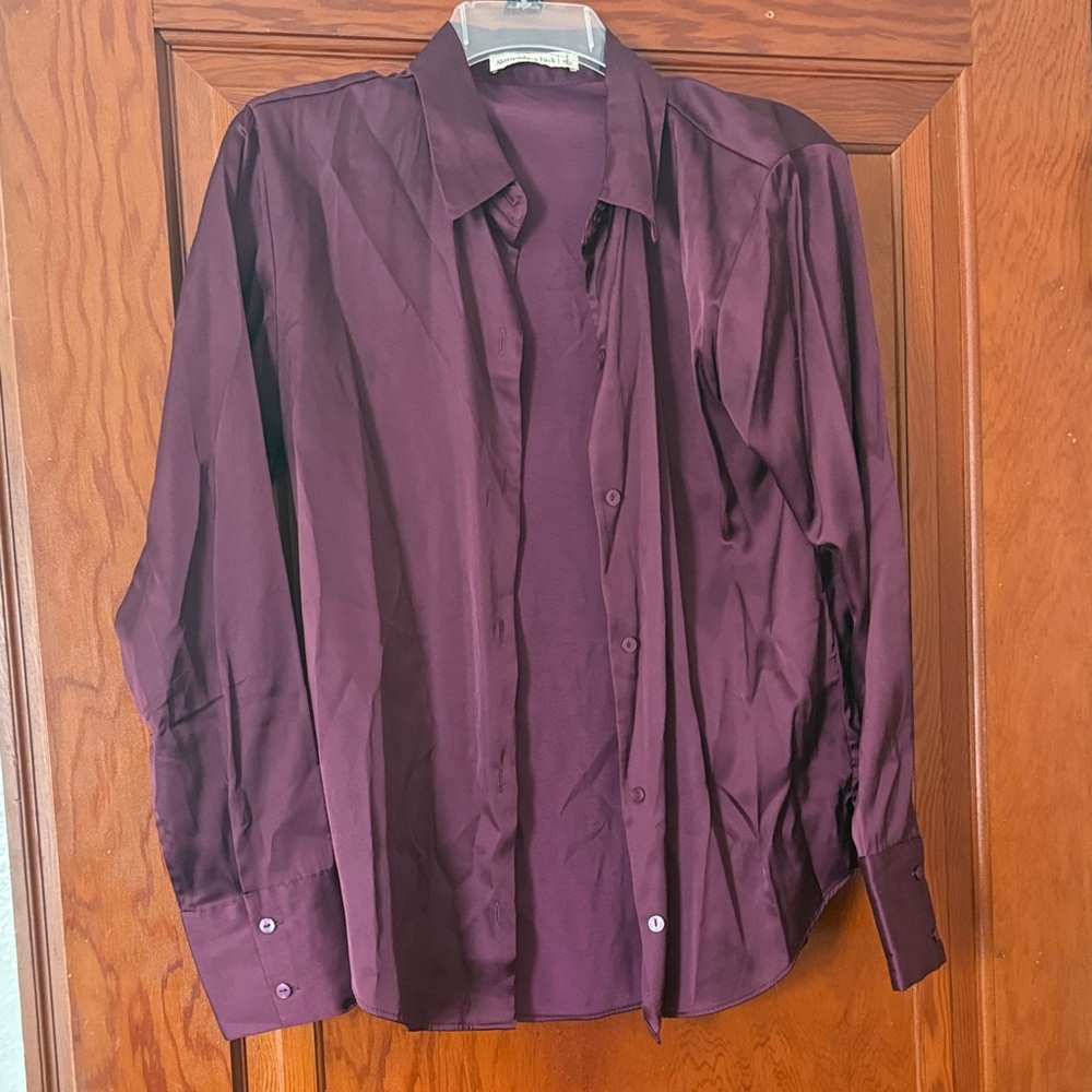 Abercrombie & Fitch Women’s Deep Purple Dress Shirt